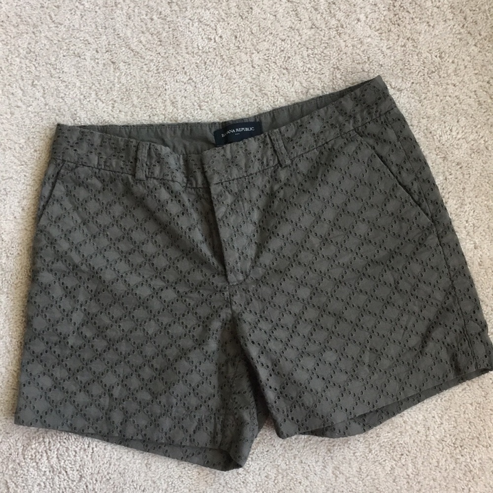 Banana Republic Factory shorts. Size 4
